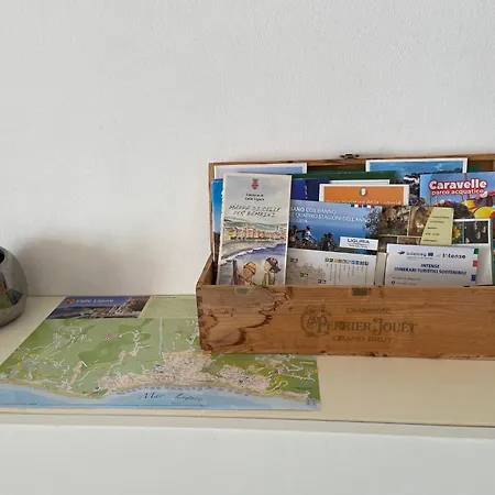Tramonti E Mare, Vista Mare Giardino, La Casa Che In Ogni Stagione Si Trasforma! Celle Ligure